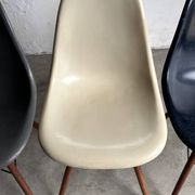Set of 10 fibreglass & walnut DSW chairs, Charles & Ray Eames, Herman Miller, 60s-70s