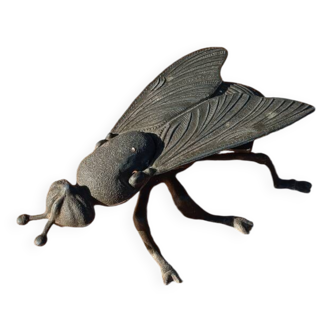 Metal fly ashtray