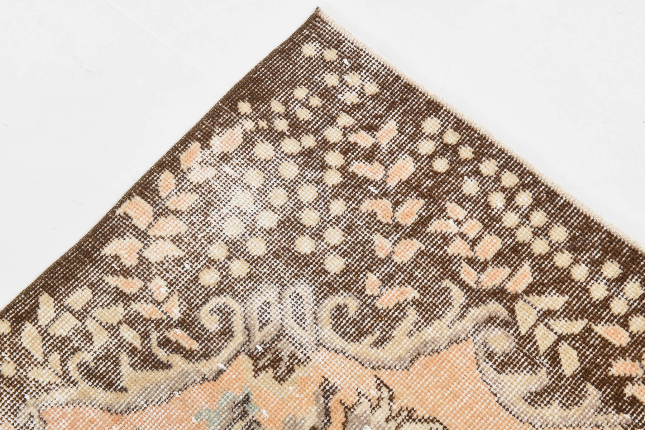 6x10 Shades Of Brown Beige Classic Vintage Rug, 174x303Cm SK 5112