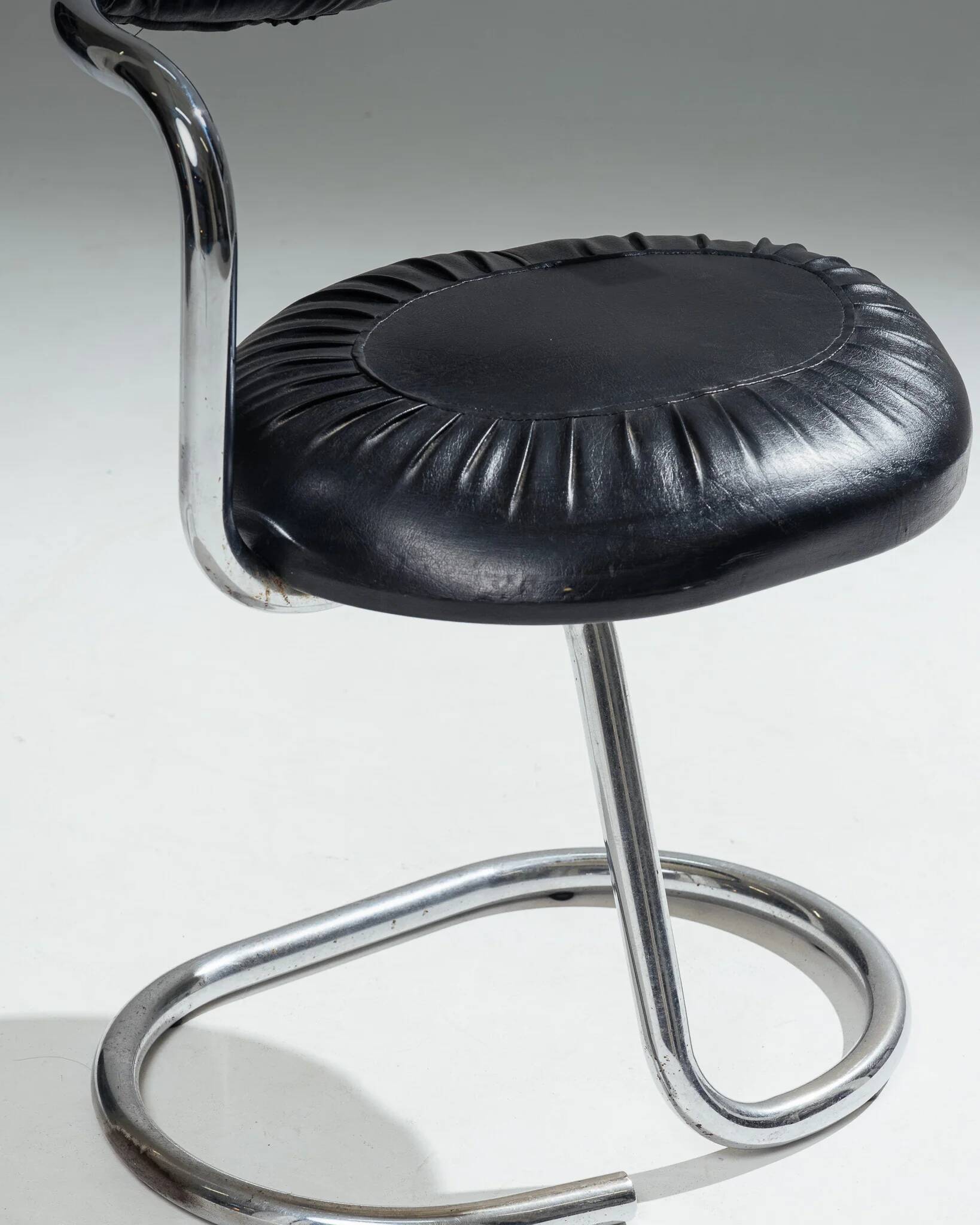 'Cobra' chair, Giotto Stoppino, 1970s
