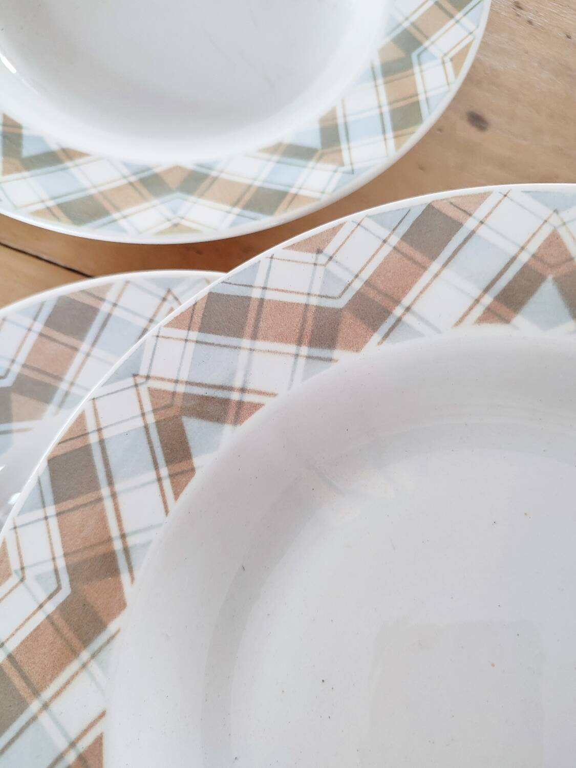 Set of 3 vintage soup plates