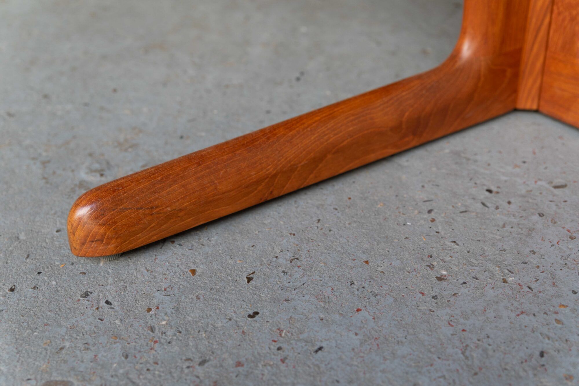 Dining table by Glostrup