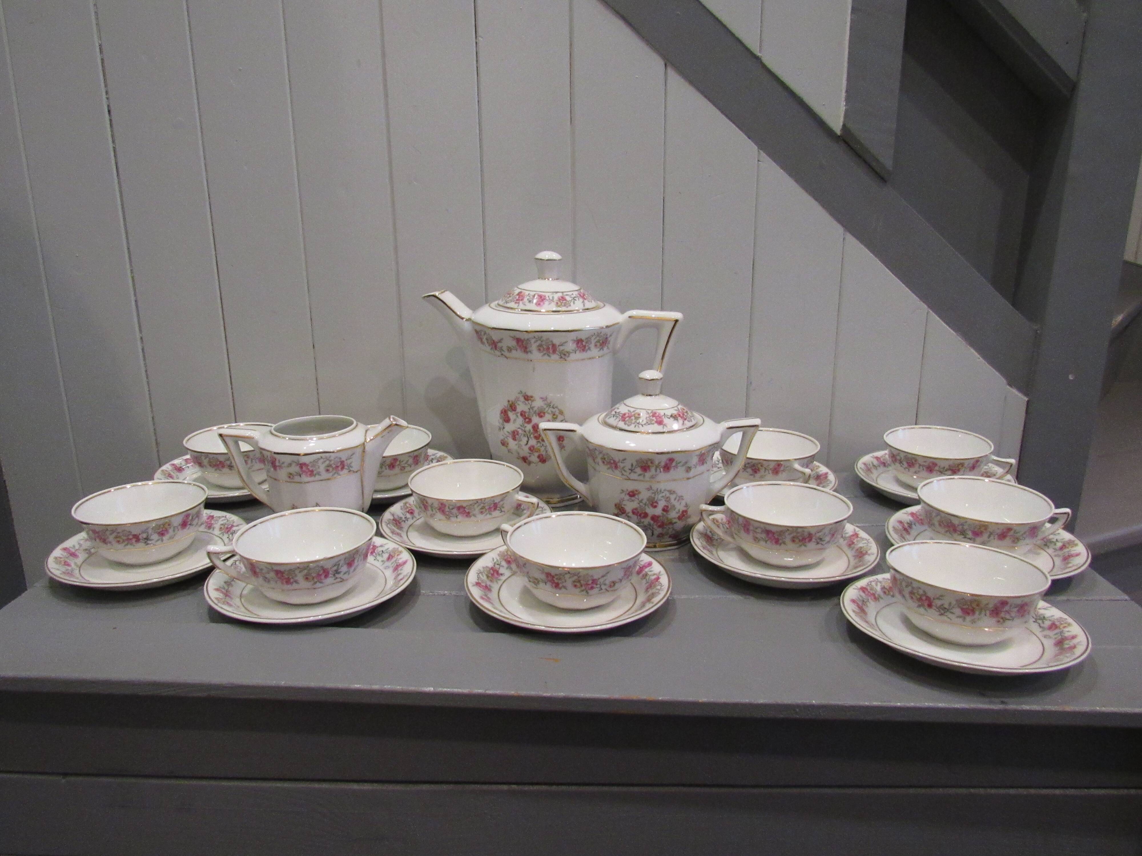Porcelain coffee service FD Chauvigny