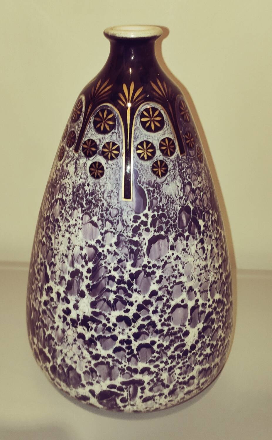 Porcelain vase Signed Hamage Moulin Loups