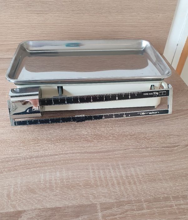 Vintage Terraillon scale