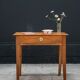 Small walnut table from the 19th century.