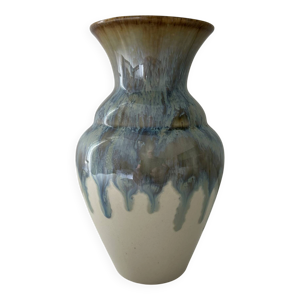 Vase aux coulures bleutées