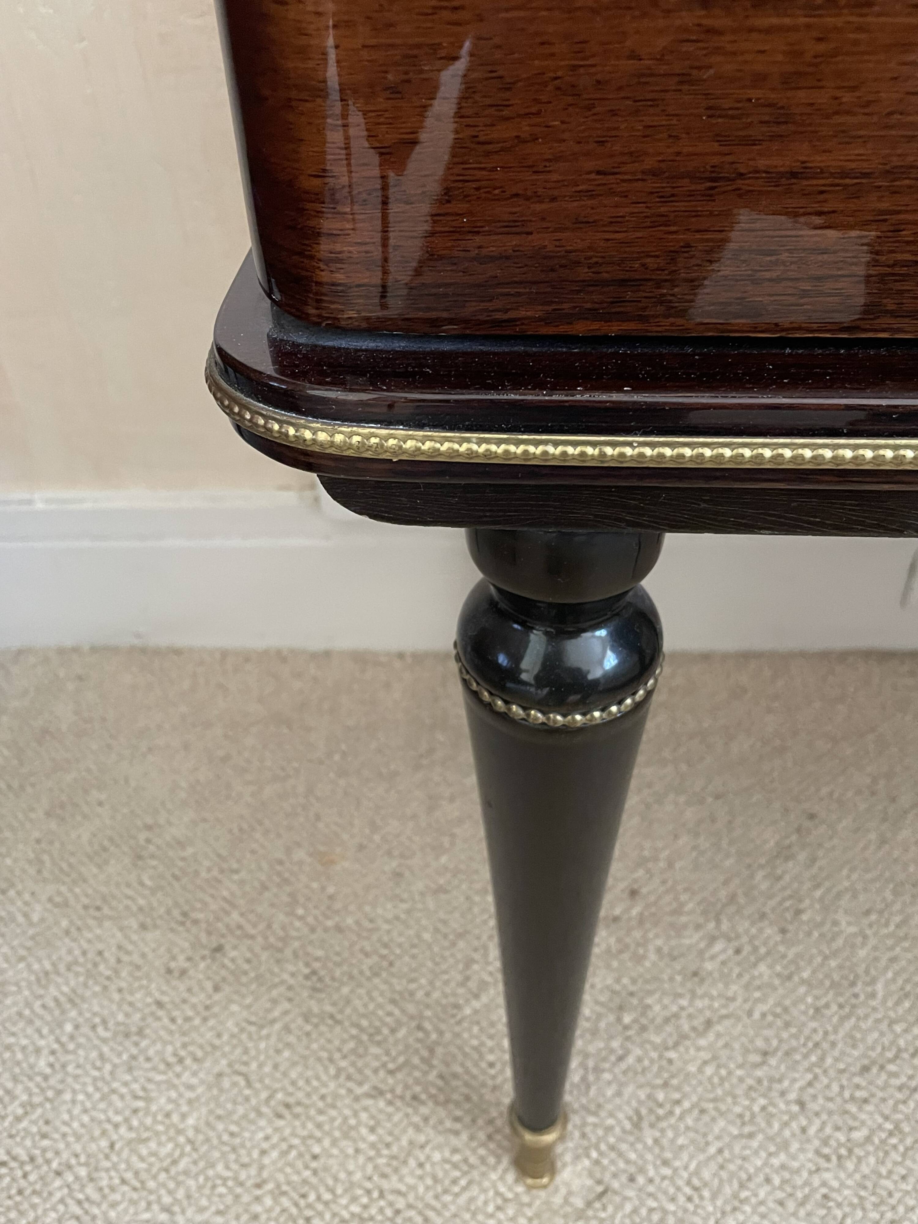 Set of 2 vintage bedside tables in varnished rosewood