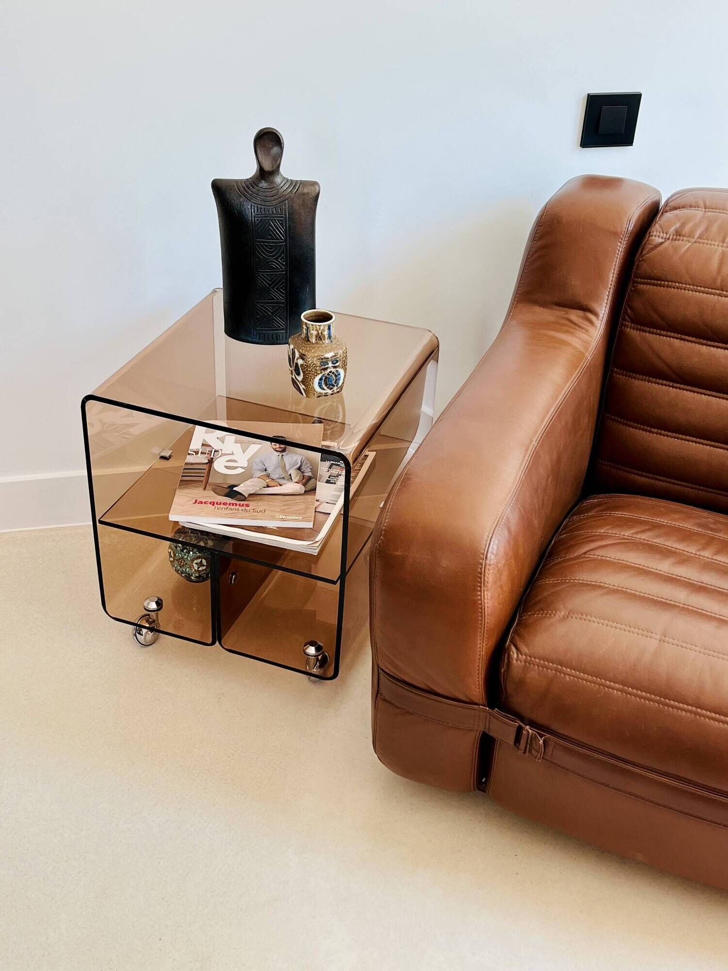 Cubic coffee table on casters in altuglas by Michel Dumas, France 1970