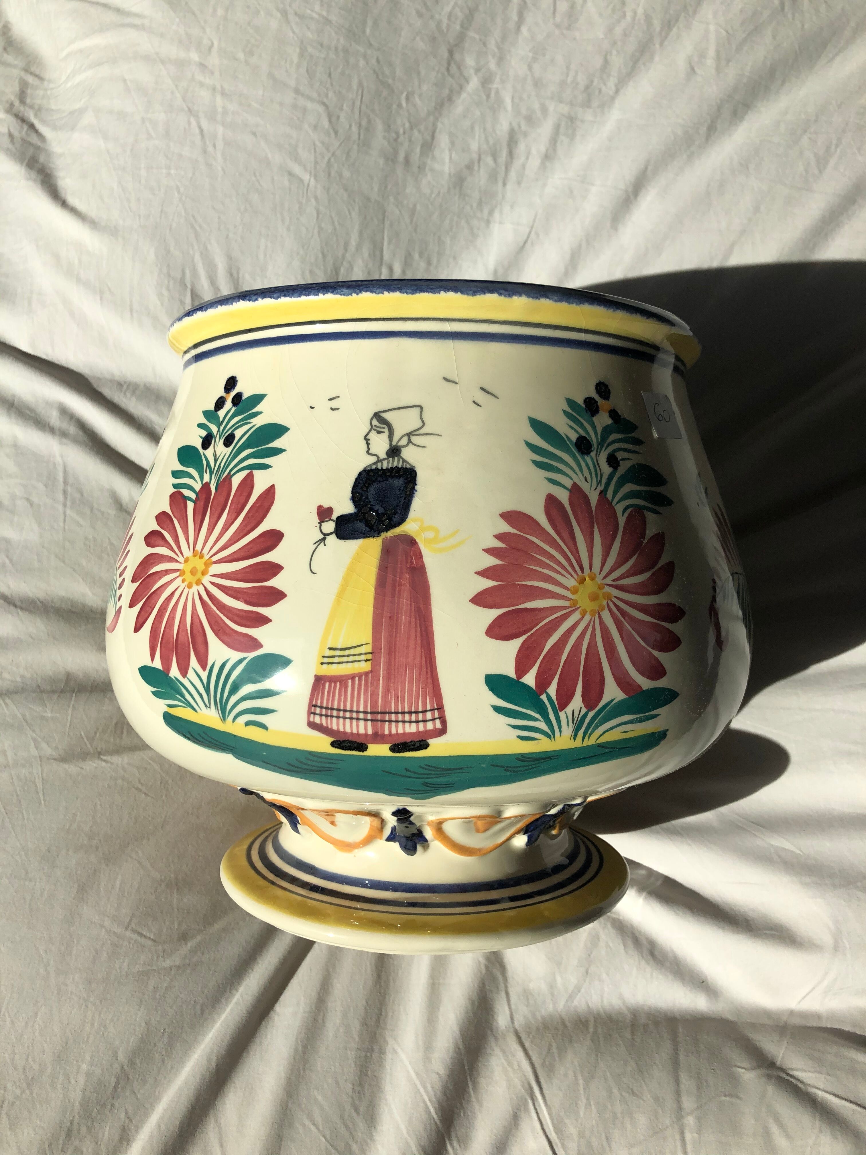 Cache - pottery quimper HB Henriot
