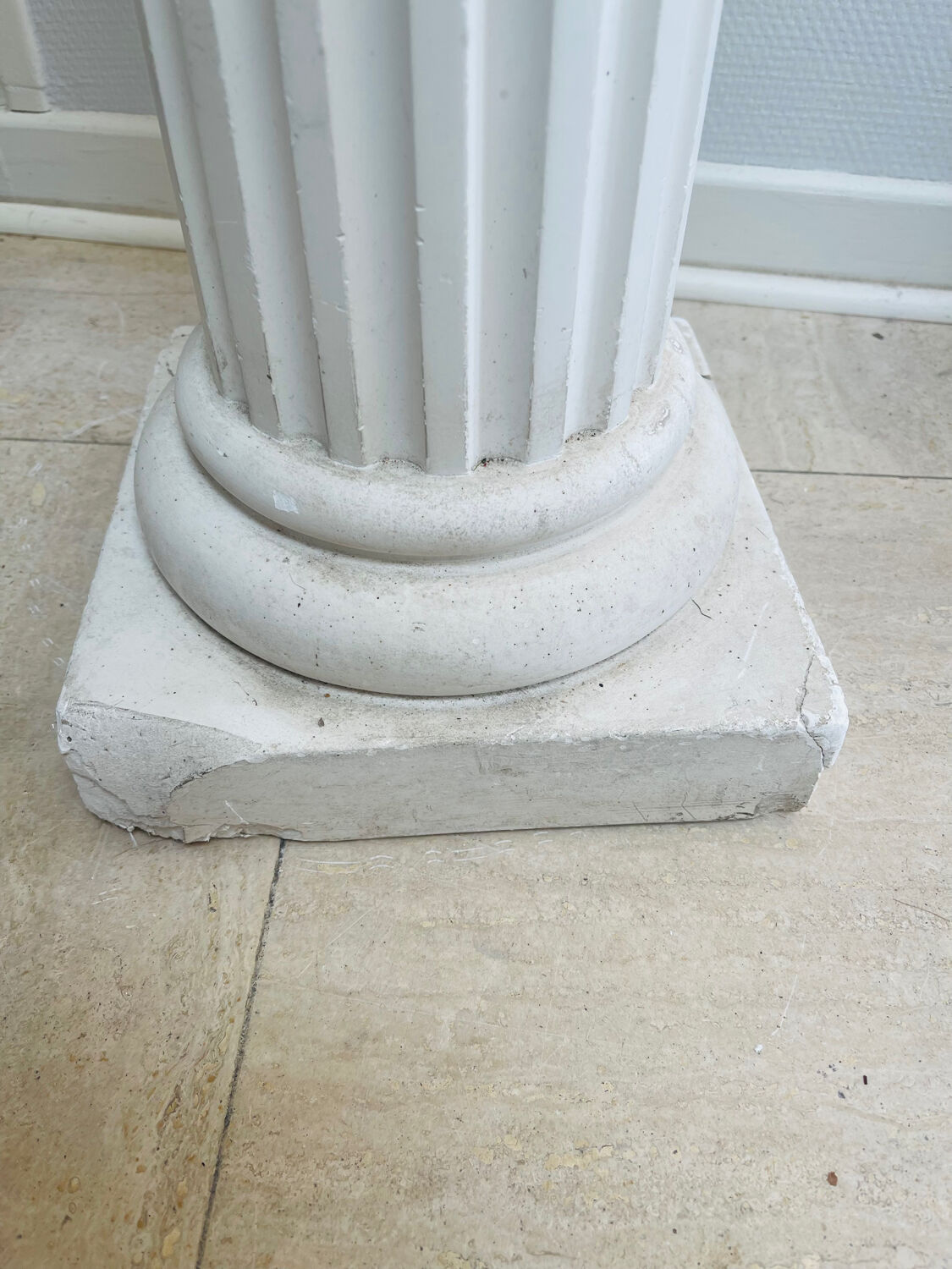 Plaster column with capital – 1970