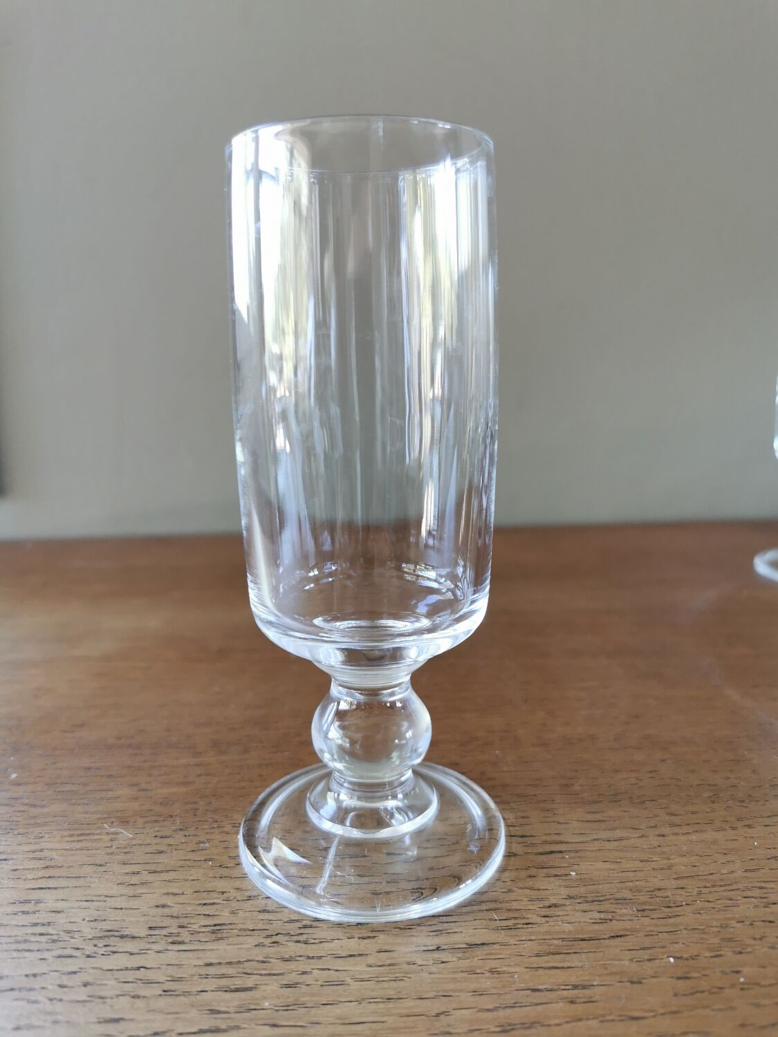 6 vintage crystal Champagne flutes