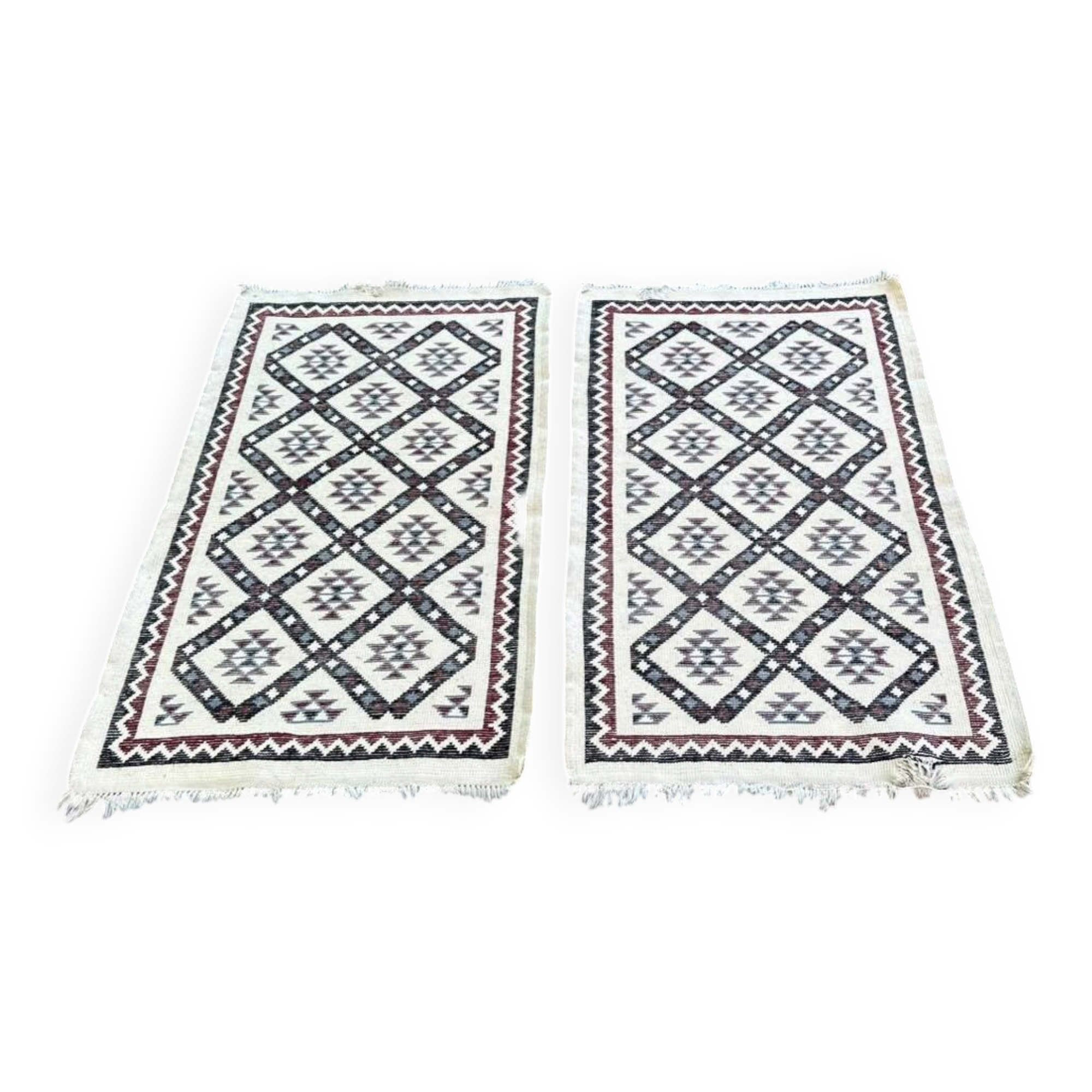 Pair of hand-knotted Berber Persian rugs in wool 81x131 cm