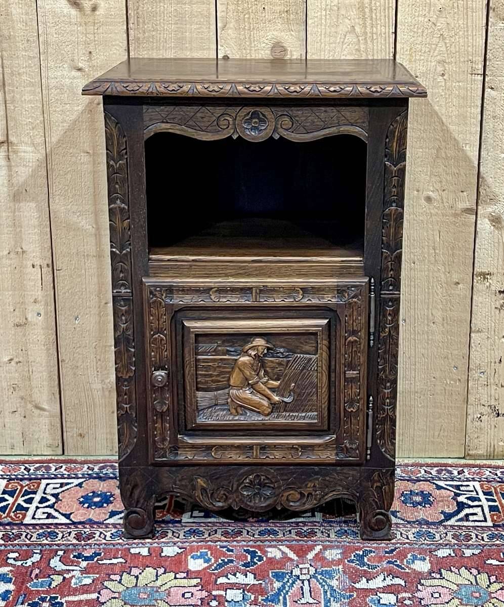 Chestnut bedside table from the 1930s