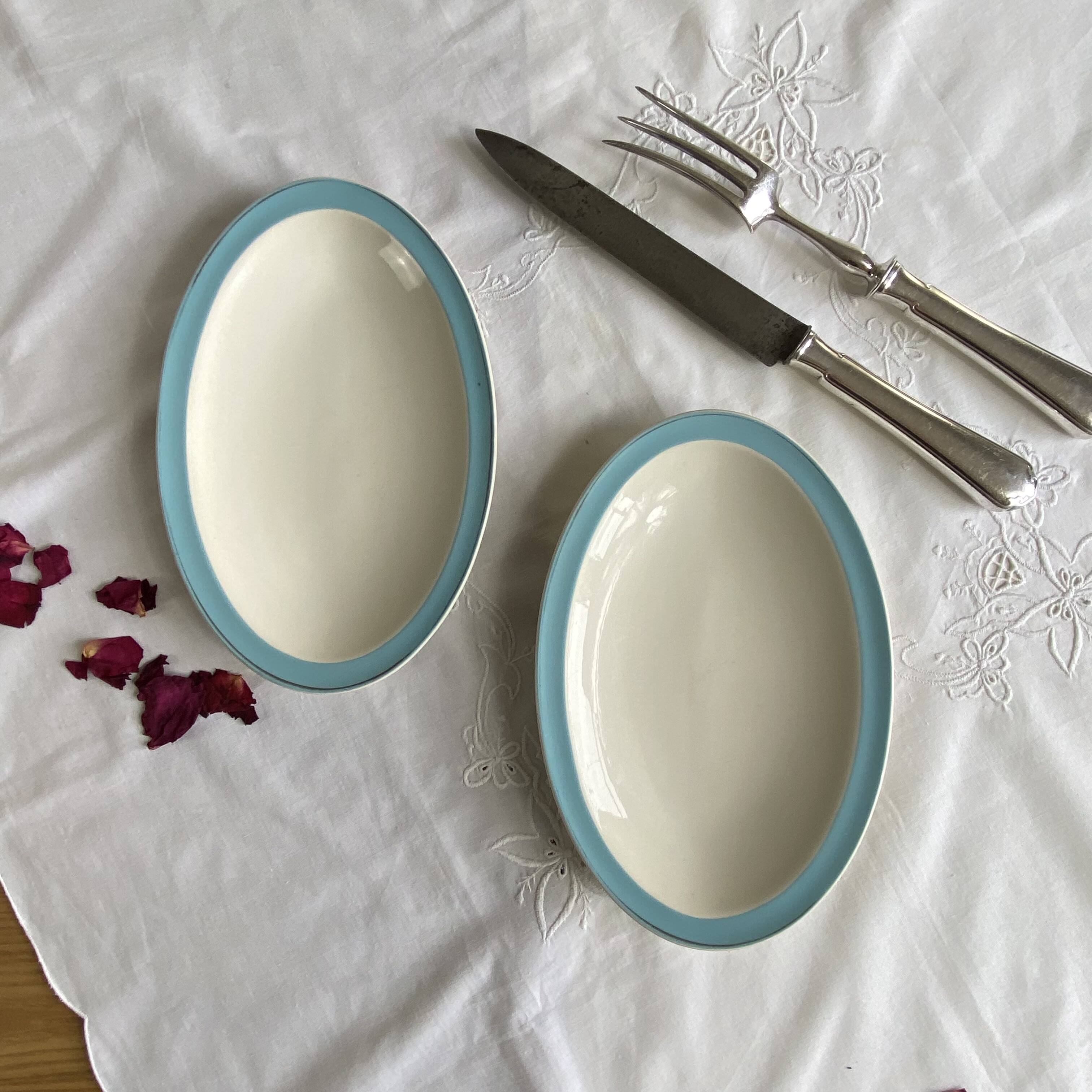 Set of 2 small serving dishes, antique Boch and Frères earthenware.