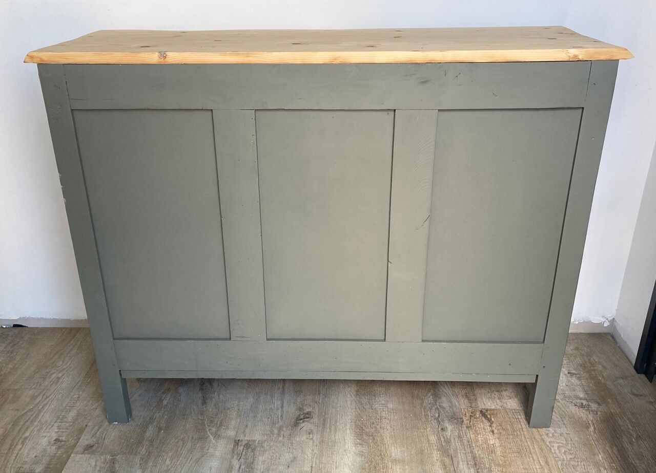 Restored Parisian buffet