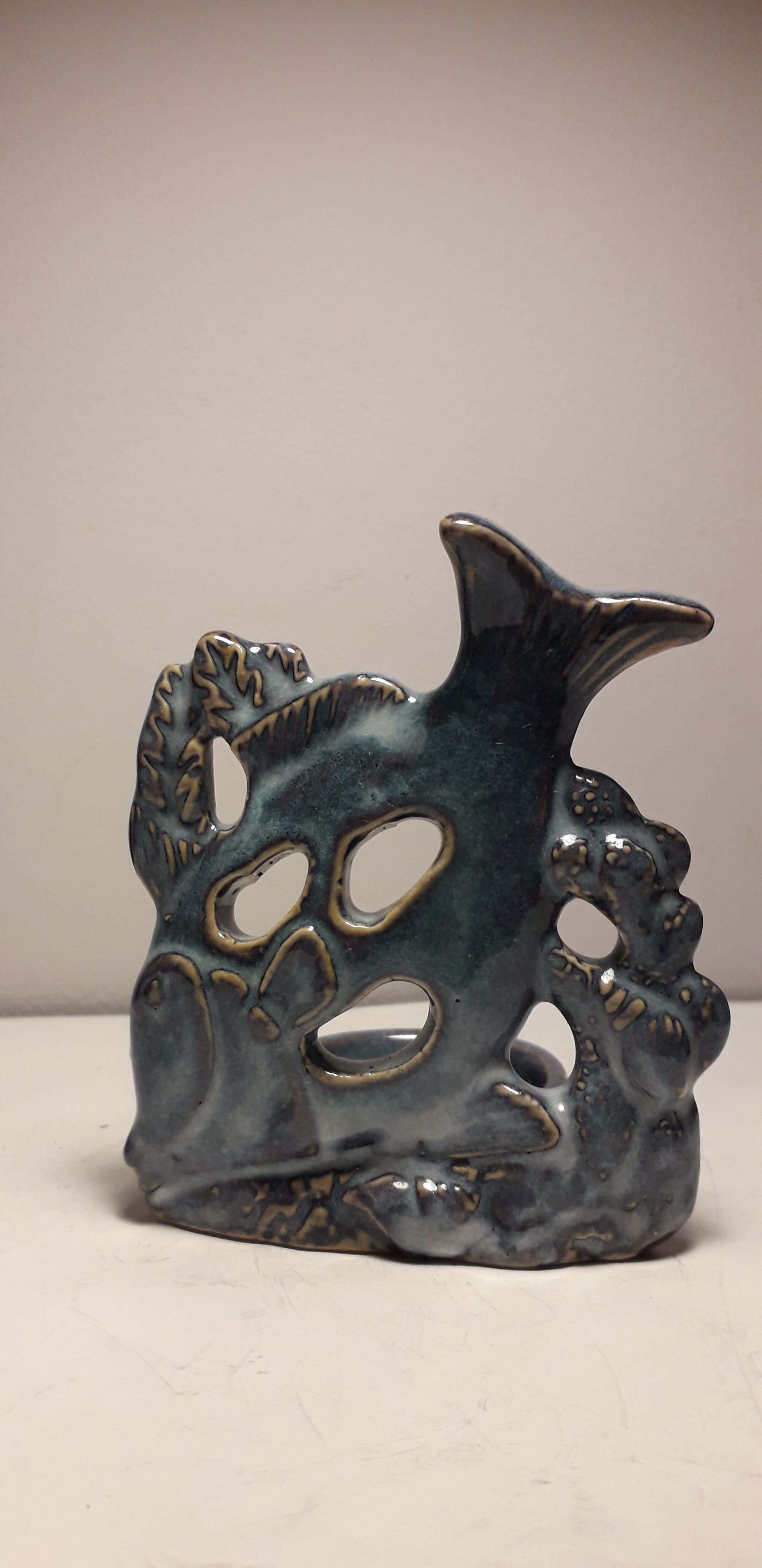 Set of 3 candle holders in glazed ceramic gray blue, shape "fish".