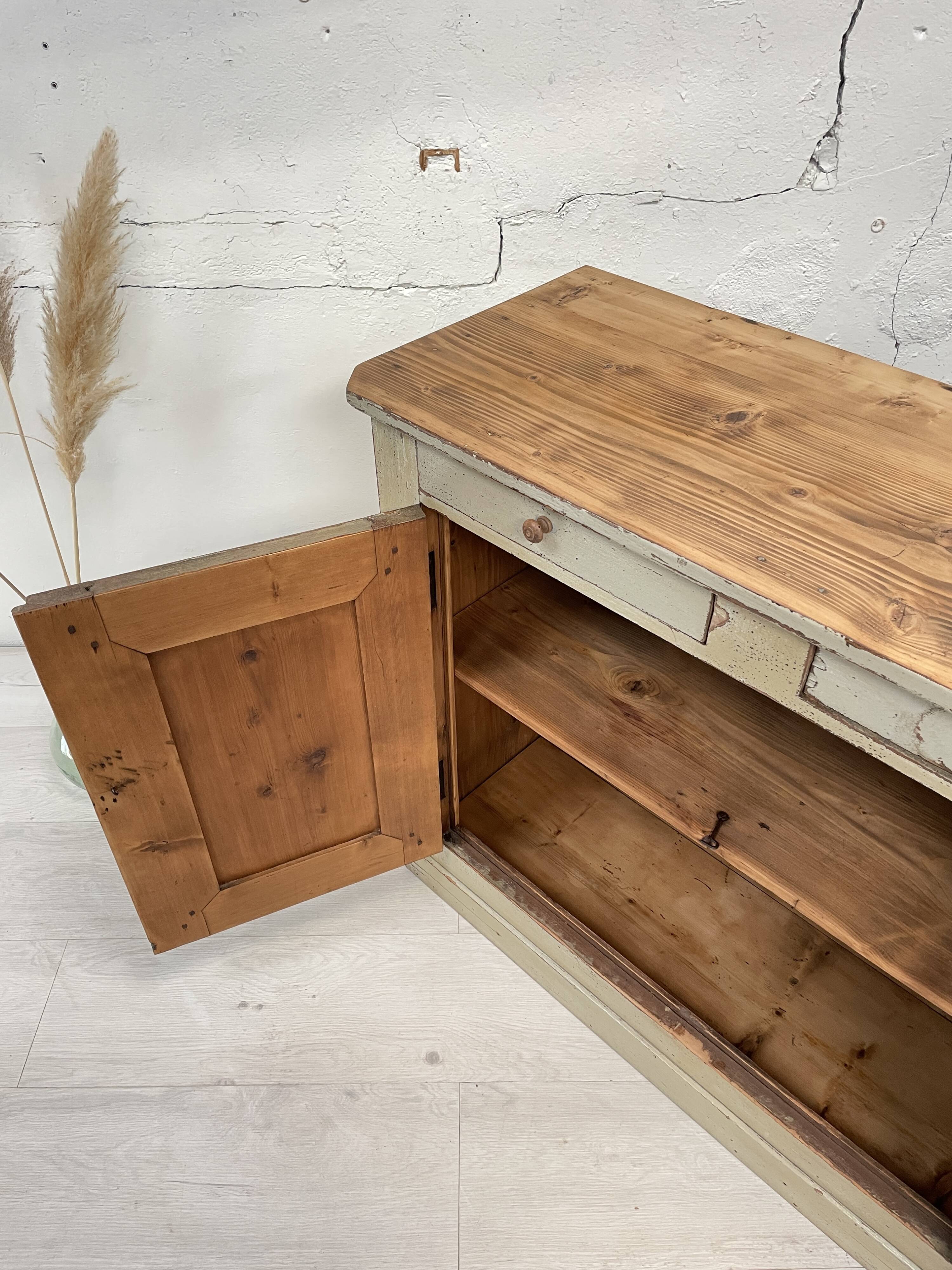 Parisian buffet in patinated wood, circa 1930.