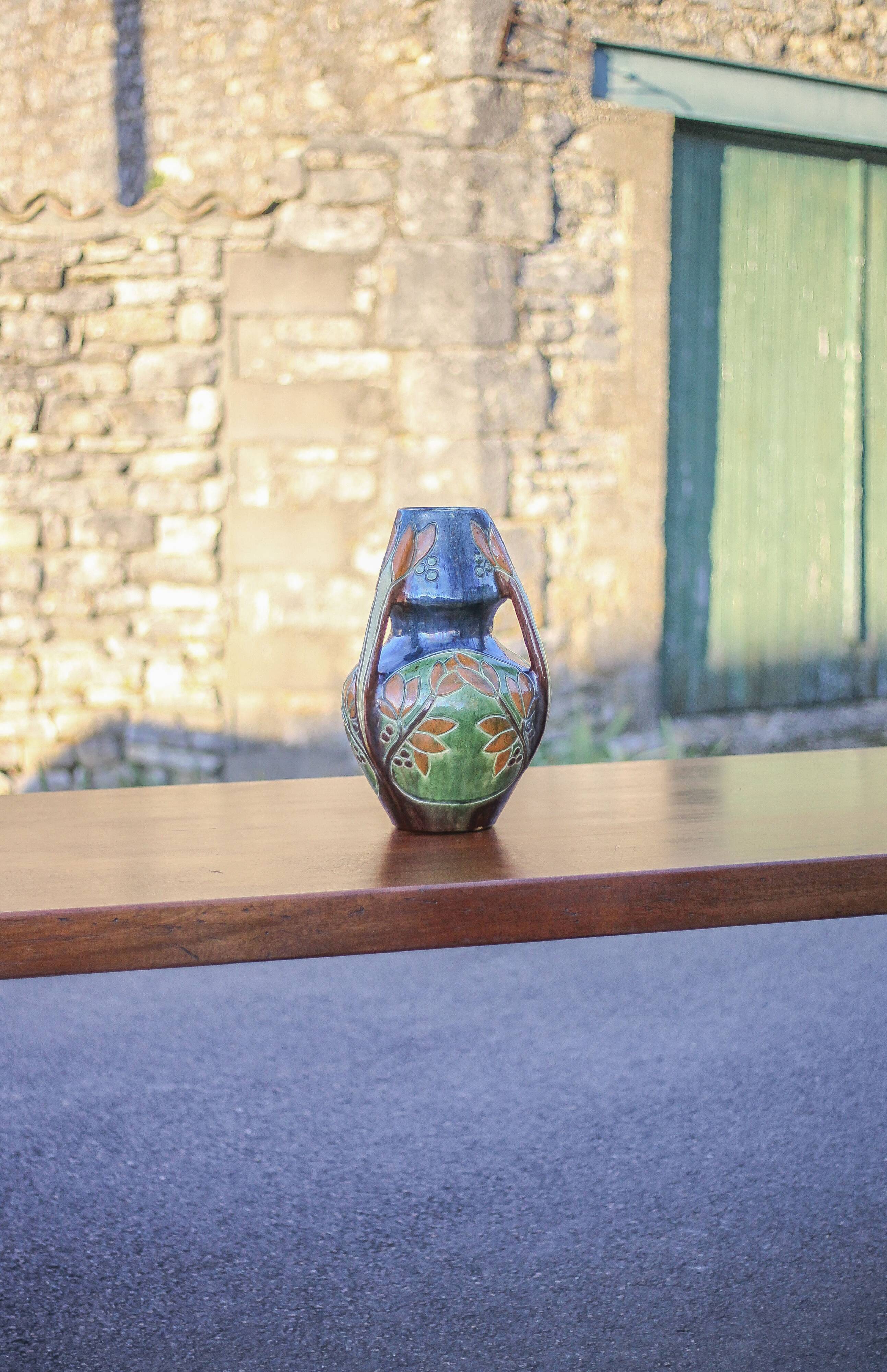 Large Art Deco vase, enamelled terracotta vase with floral motifs, Vase with tripod handles, Art Nouveau