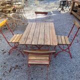 Garden furniture above wood and iron base It is foldable