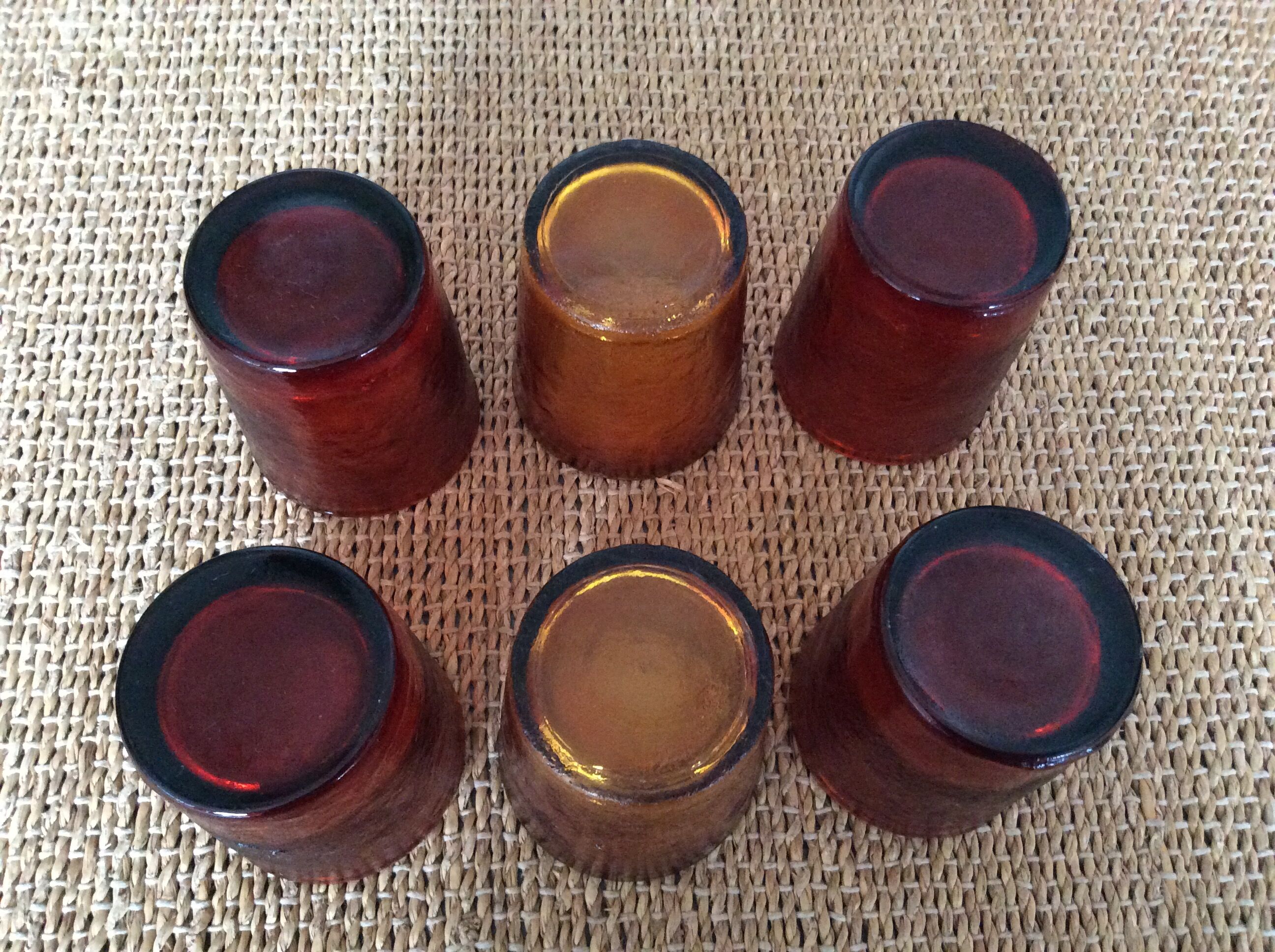 6 amber glasses