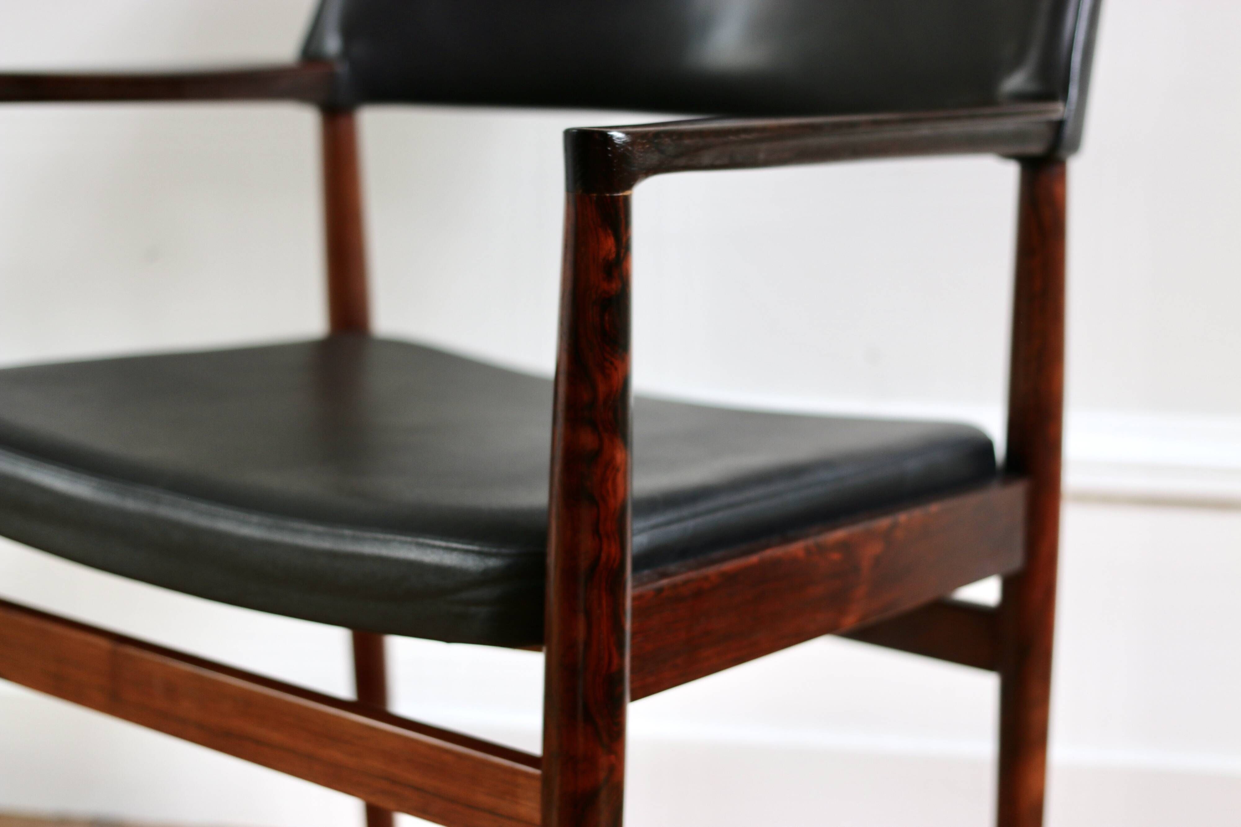 Vintage Scandinavian armchair in rosewood by Erik Worts, 1960.