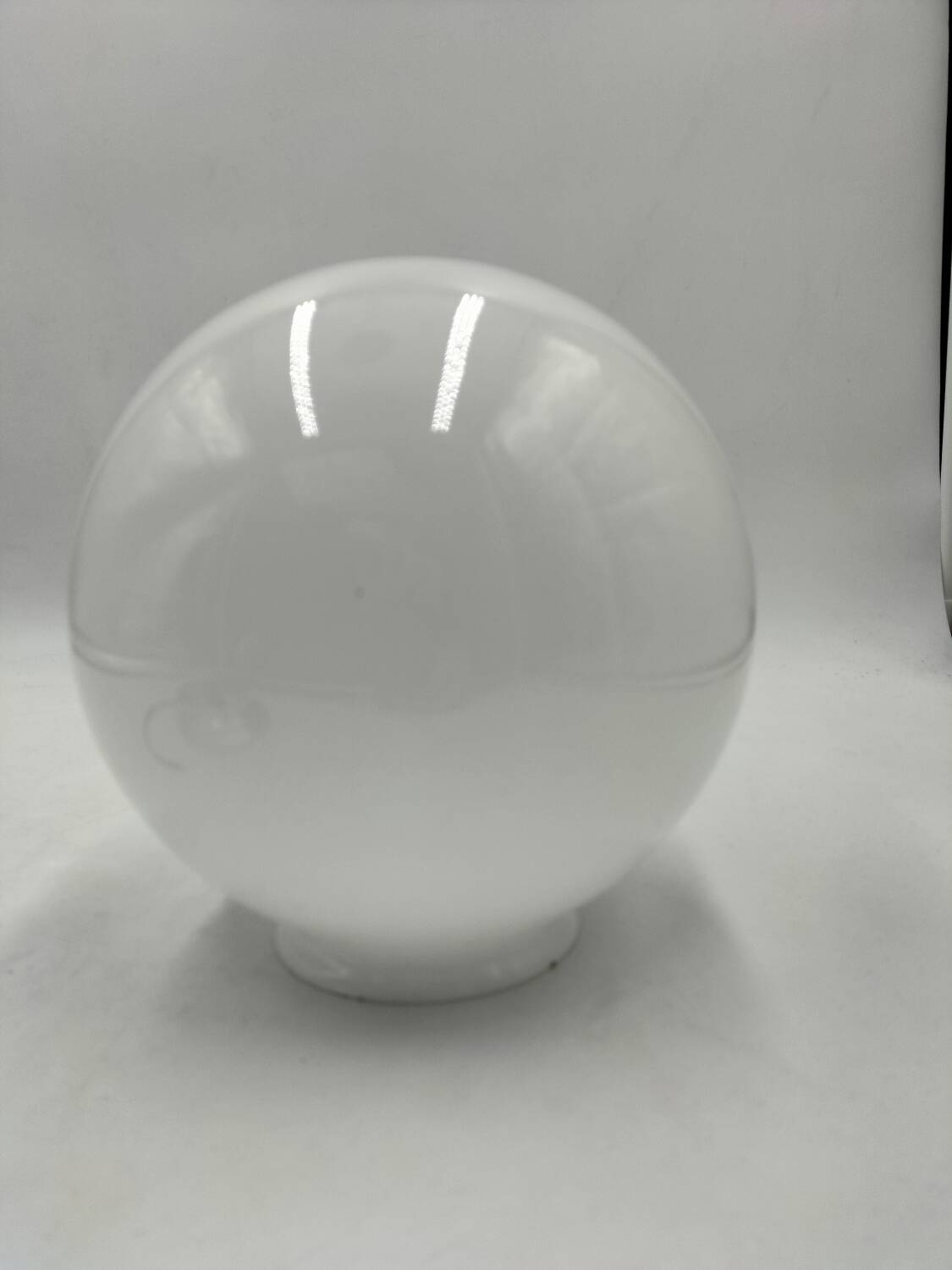 Opaline ceiling light