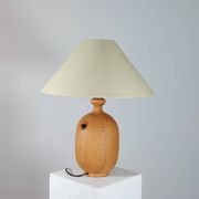 Rare lampe de table vintage en bois par Dyrlund Danemark.