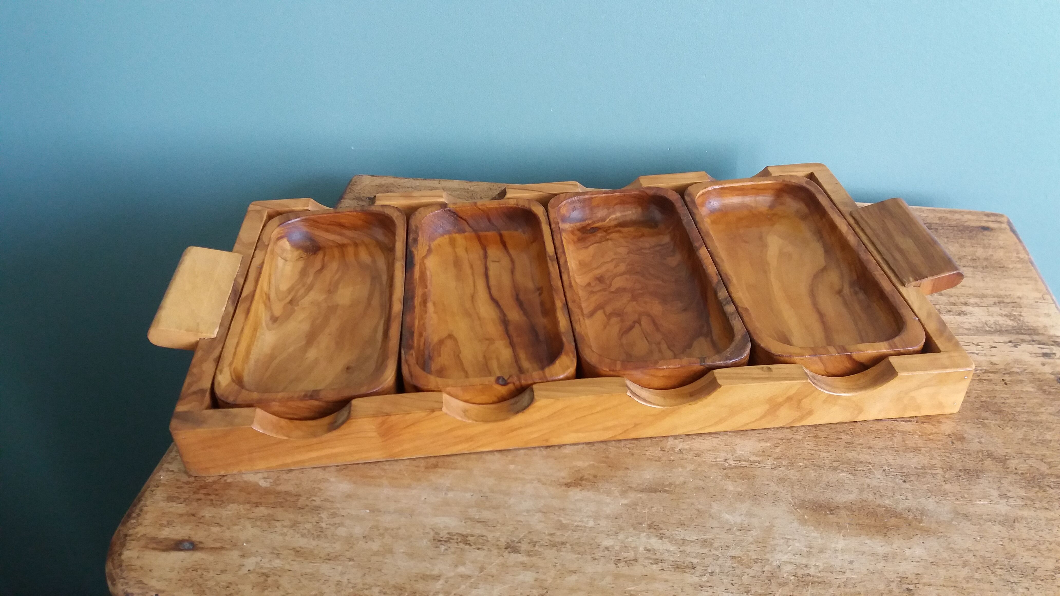 Olive wood aperitif platter and ramekins