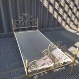 1-seater bed in gilded metal