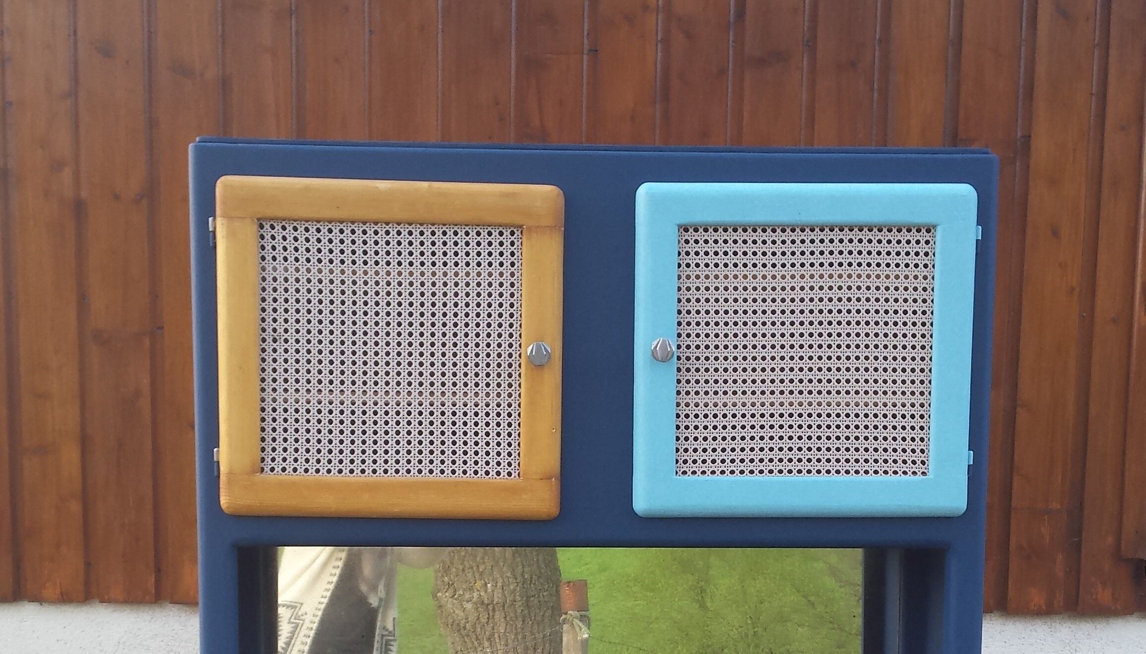 Wooden screen, fabric of your choice