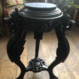Old pedestal table to place a plant