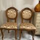 Duo medallion chairs