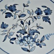 Compotier A. Montagnon à décor de fleurs camaïeu bleu