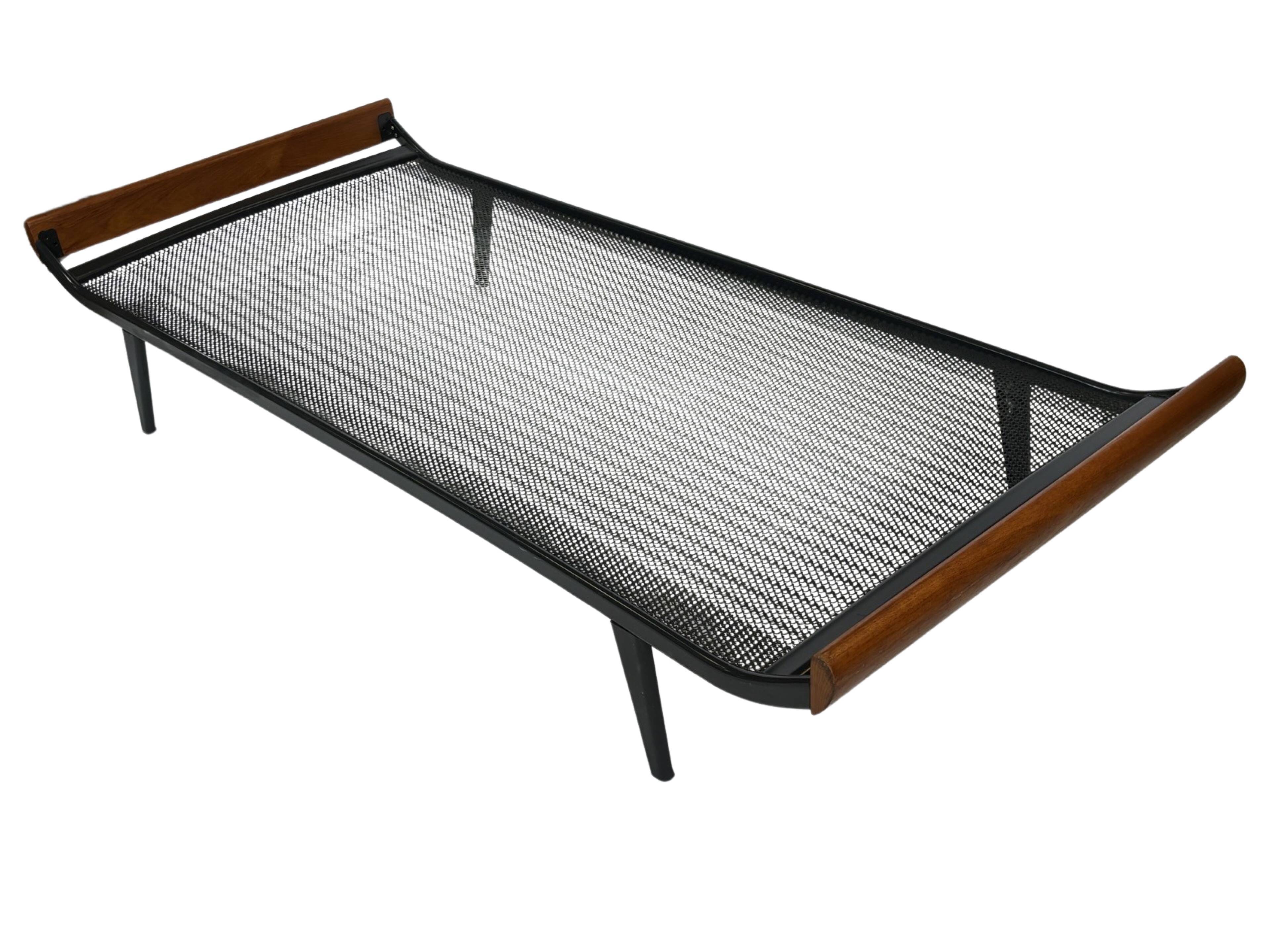 Vintage Day bed Auping Cleopatra design by Dick Cordemeyer 60's