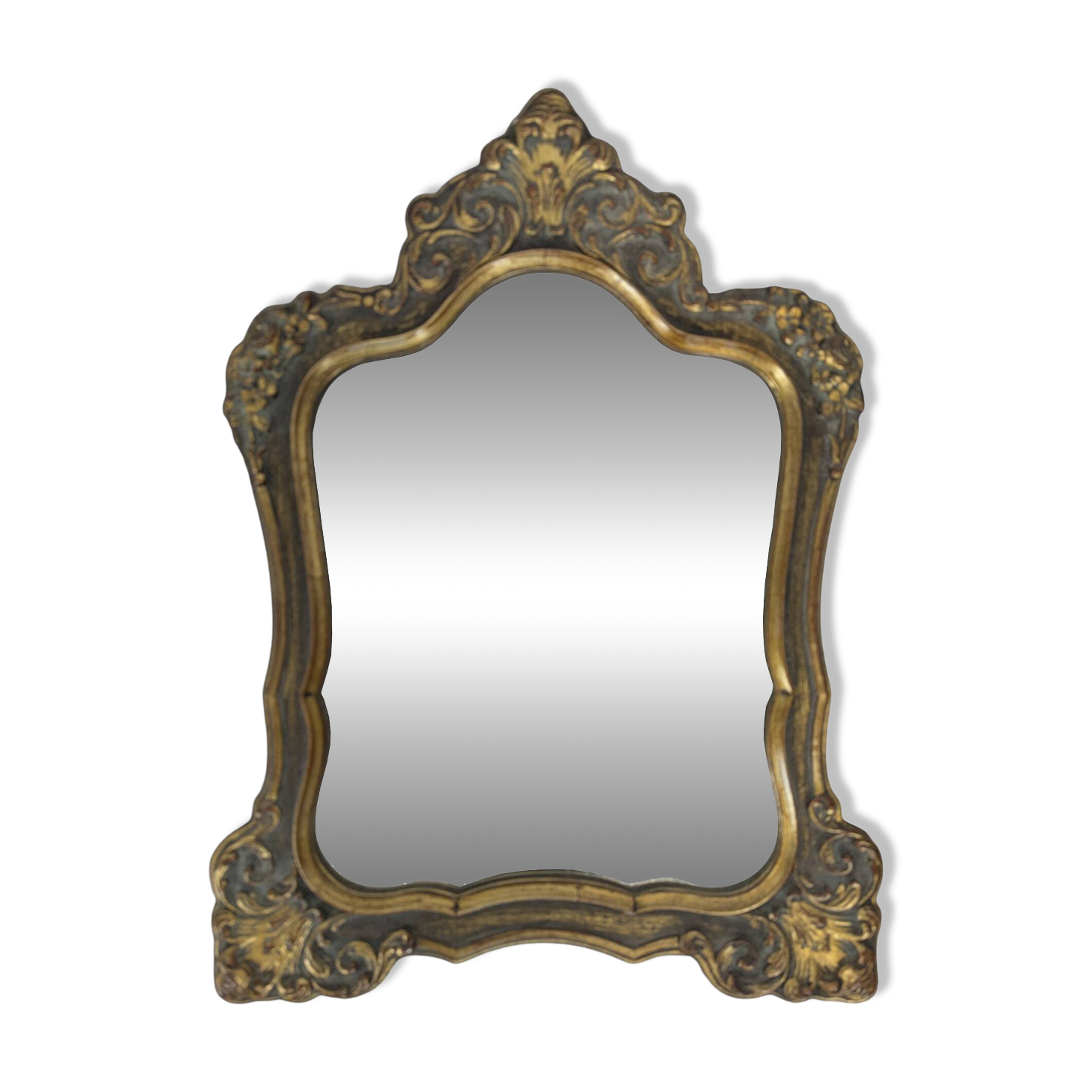 Miroir Louis XV en bois doré à cartouche