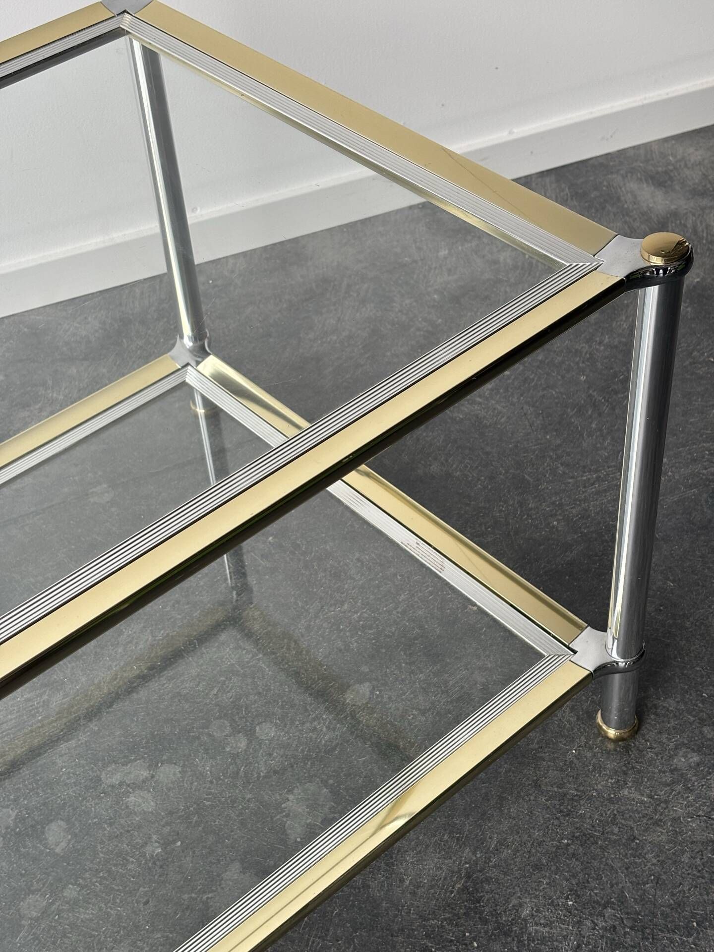 Table basse en métal chromé, doré et verre, 1970