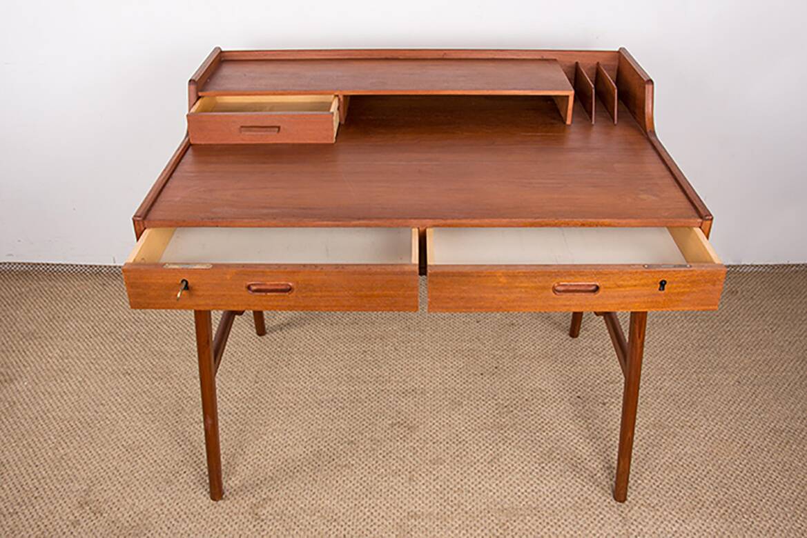 Danish teak desk, model 56, by Arne Wahl Iversen/Vinde Mobelfabrik.