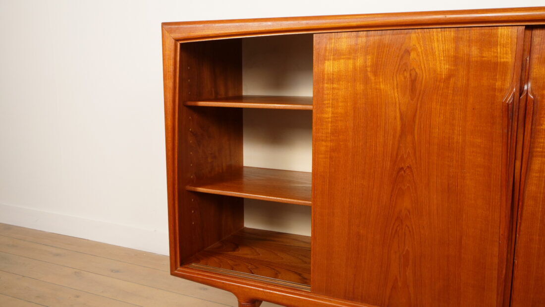 Vintage cabinet | Axel Christensen | Aco Møbler | 200 cm