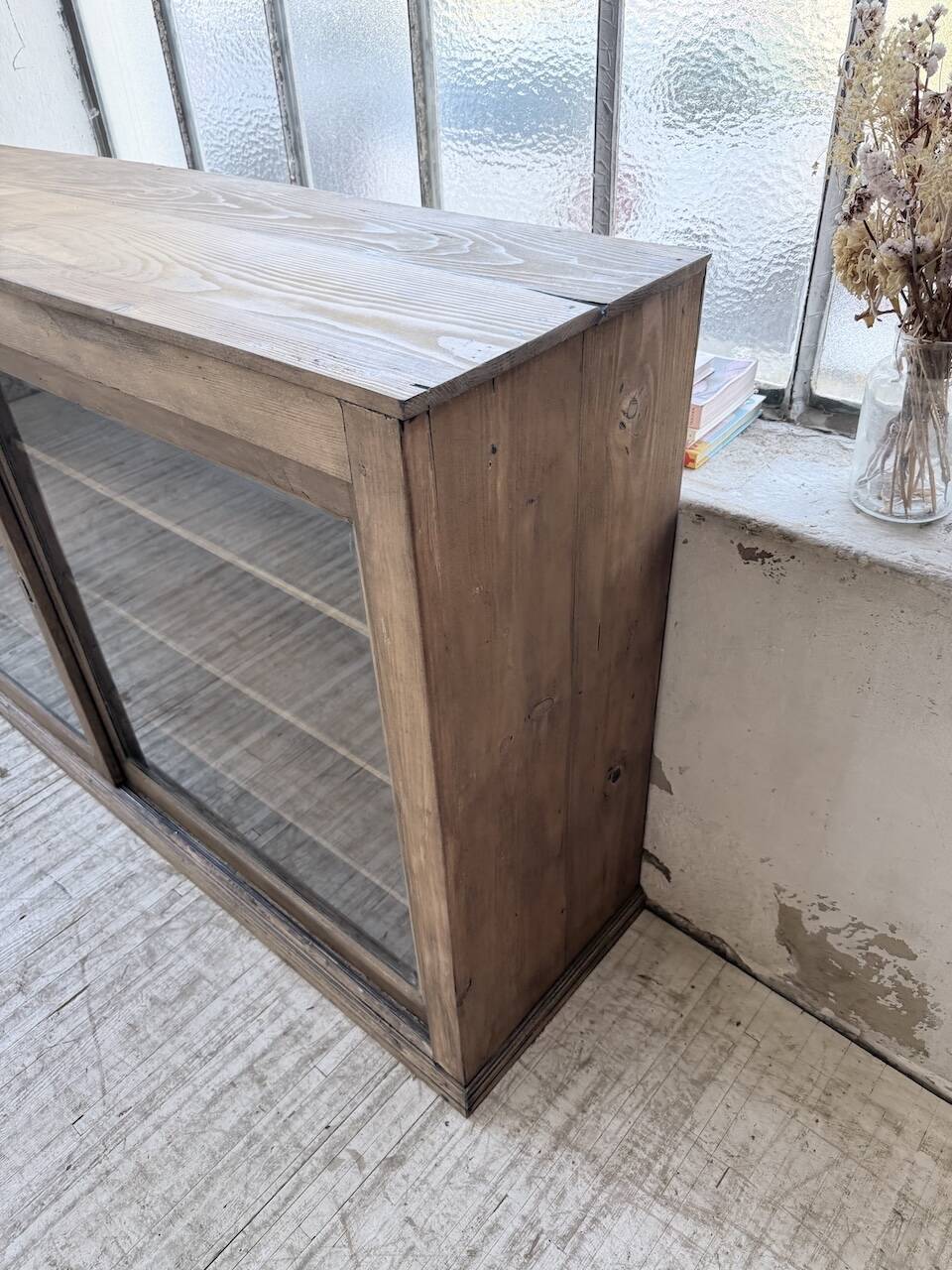 XXL 3m pine and oak display cabinet with glass doors