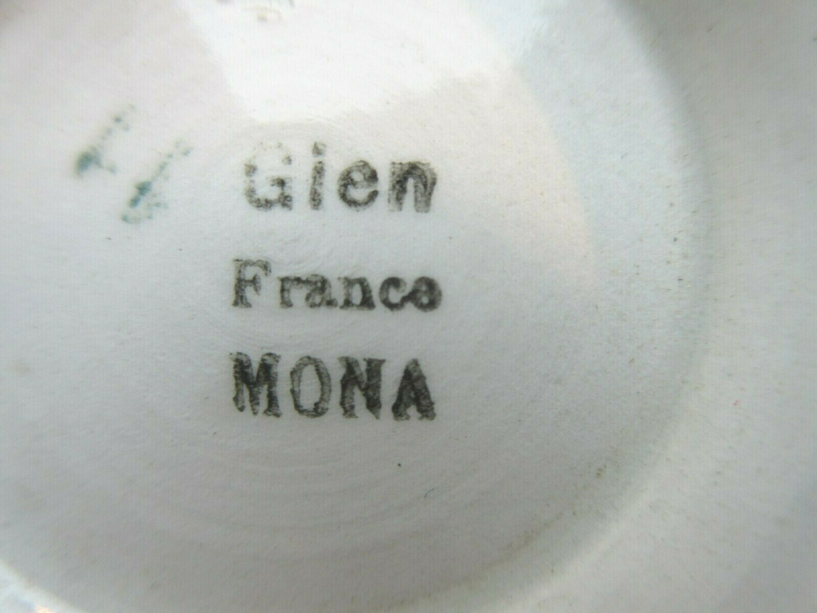 Art Deco bowl, Blue roses and ed edge of blue teeth, signed GIEN model Mona