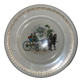 Assiette en faïence de Lunéville_Carrosse/chevaux