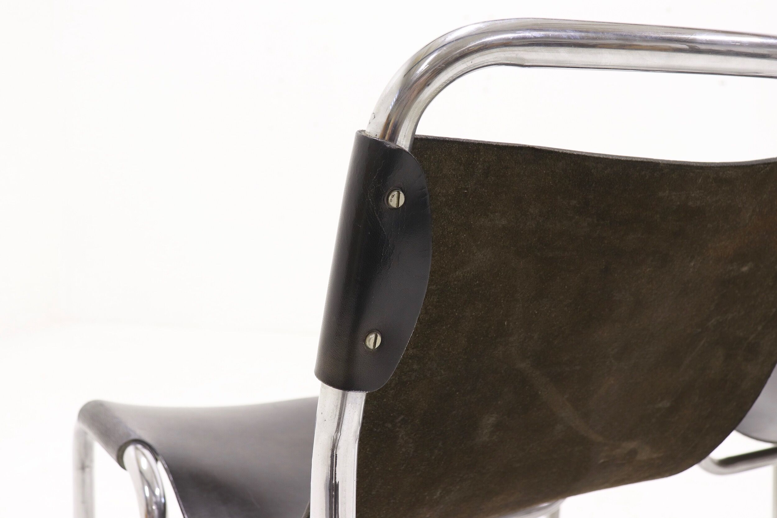 Set of 2 tubular chairs