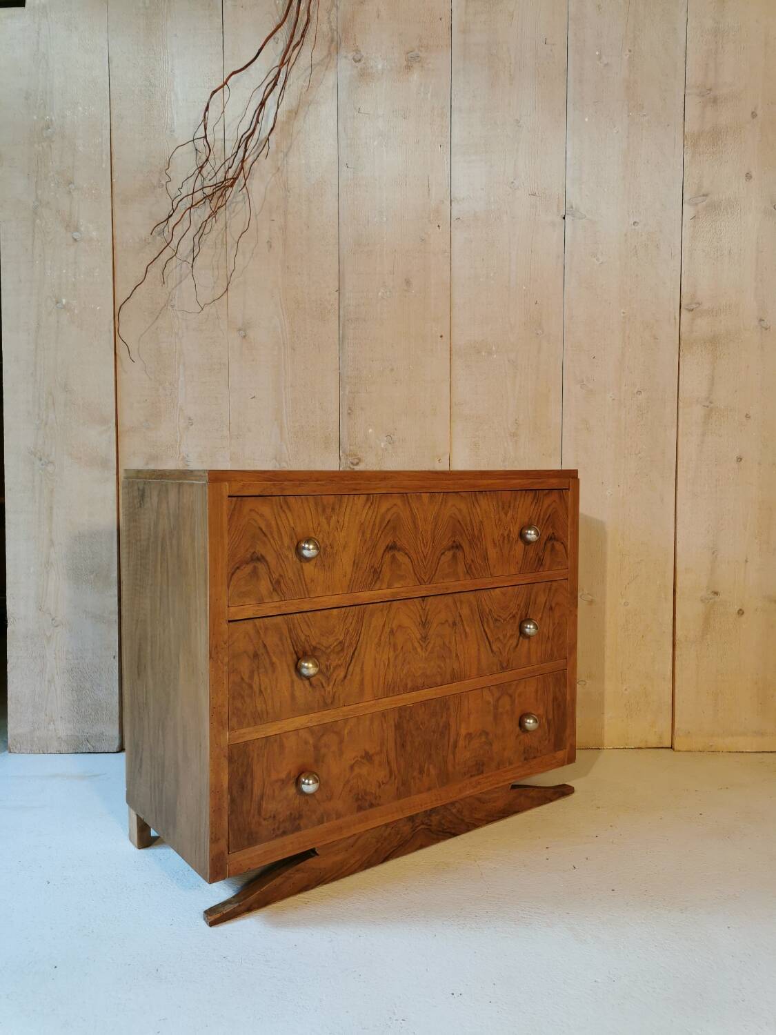 Art Deco chest of drawers
