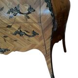 Commode style Louis XV