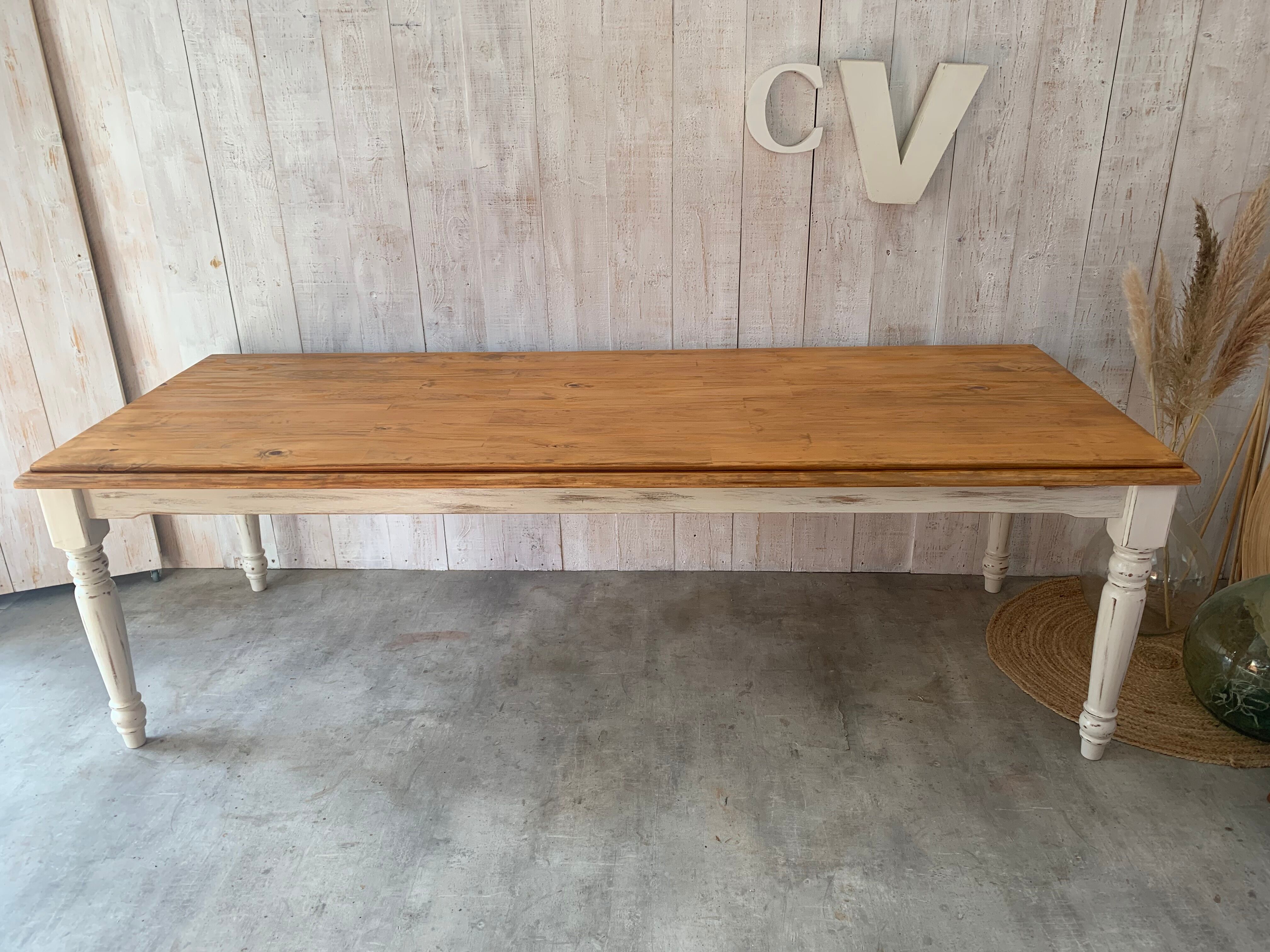 Large shabby chic table