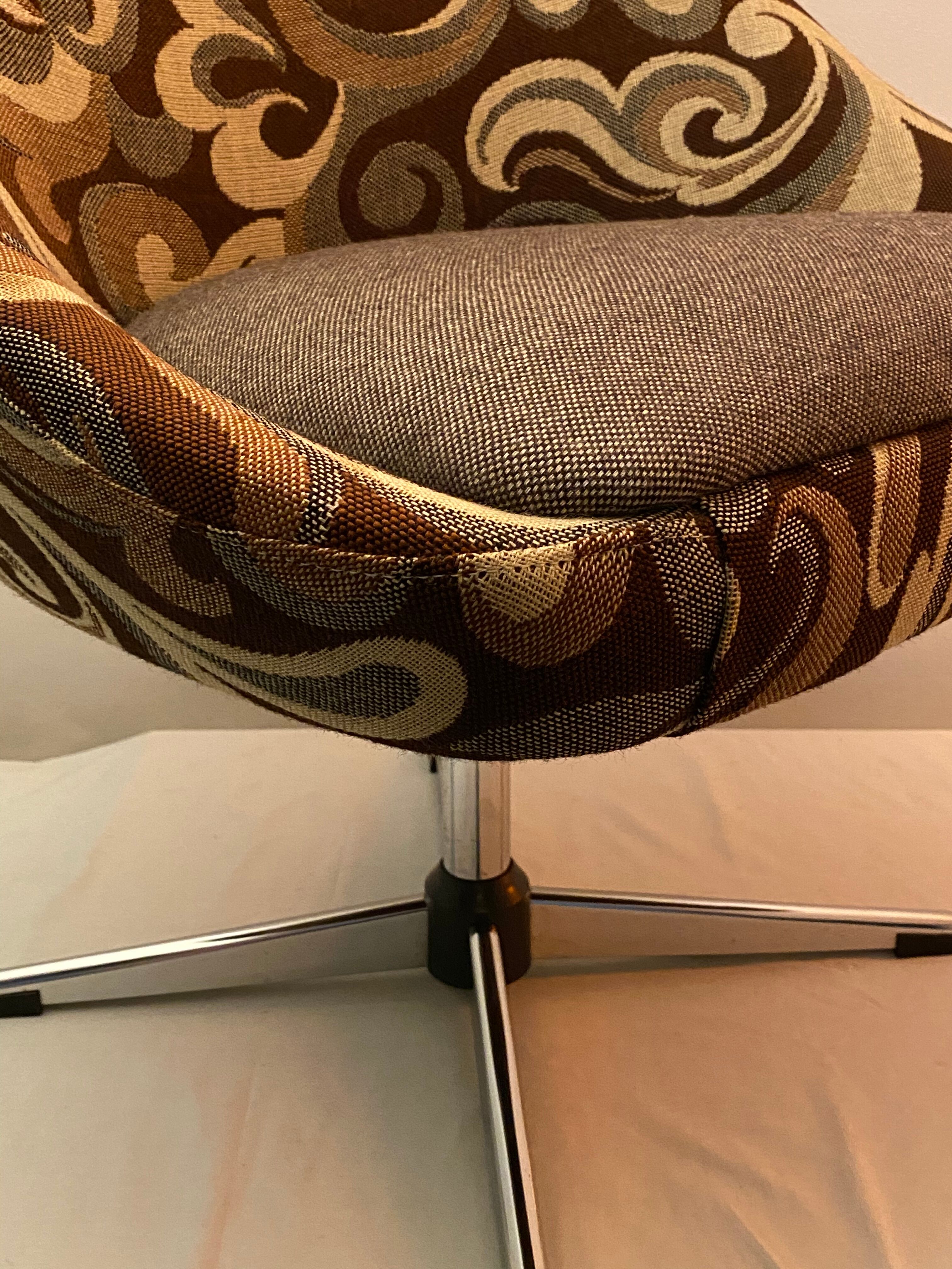 Mid century modern funky swivel chair