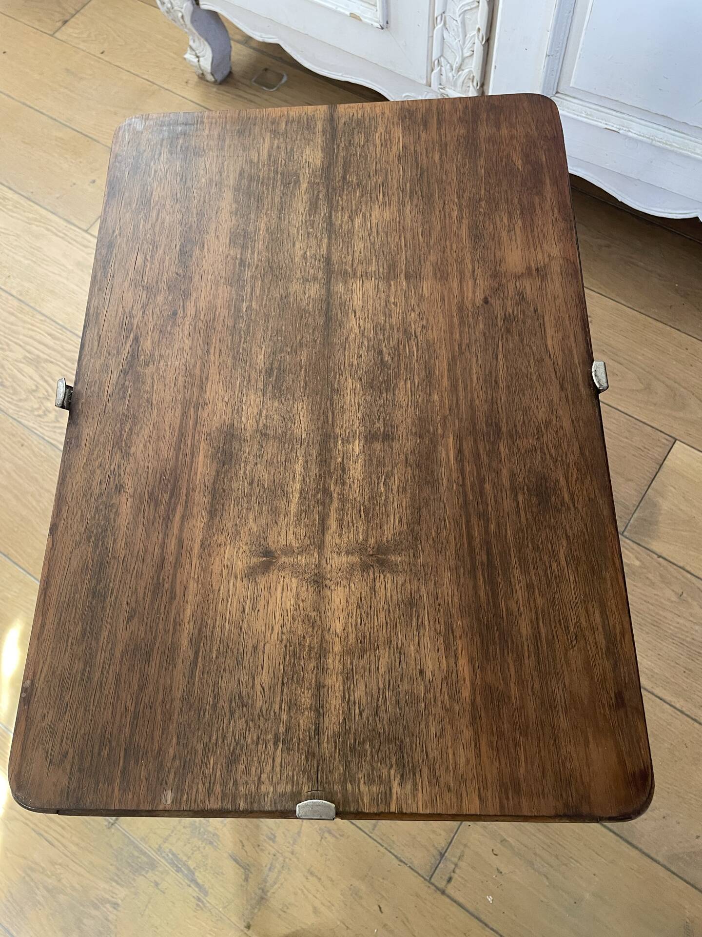 Table d'appoint de style scandinave