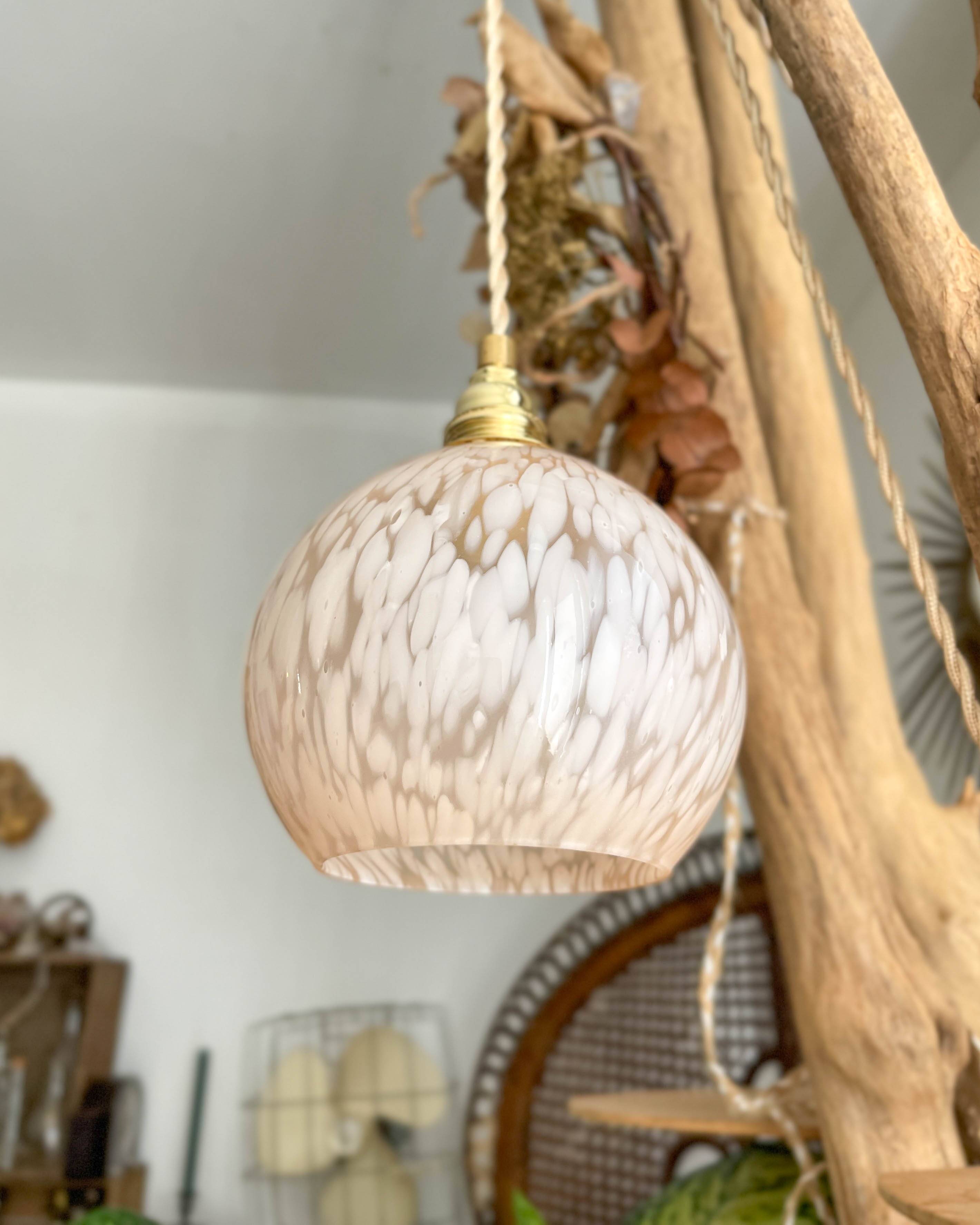 Vintage portable lamp with customizable pink Clichy glass globes