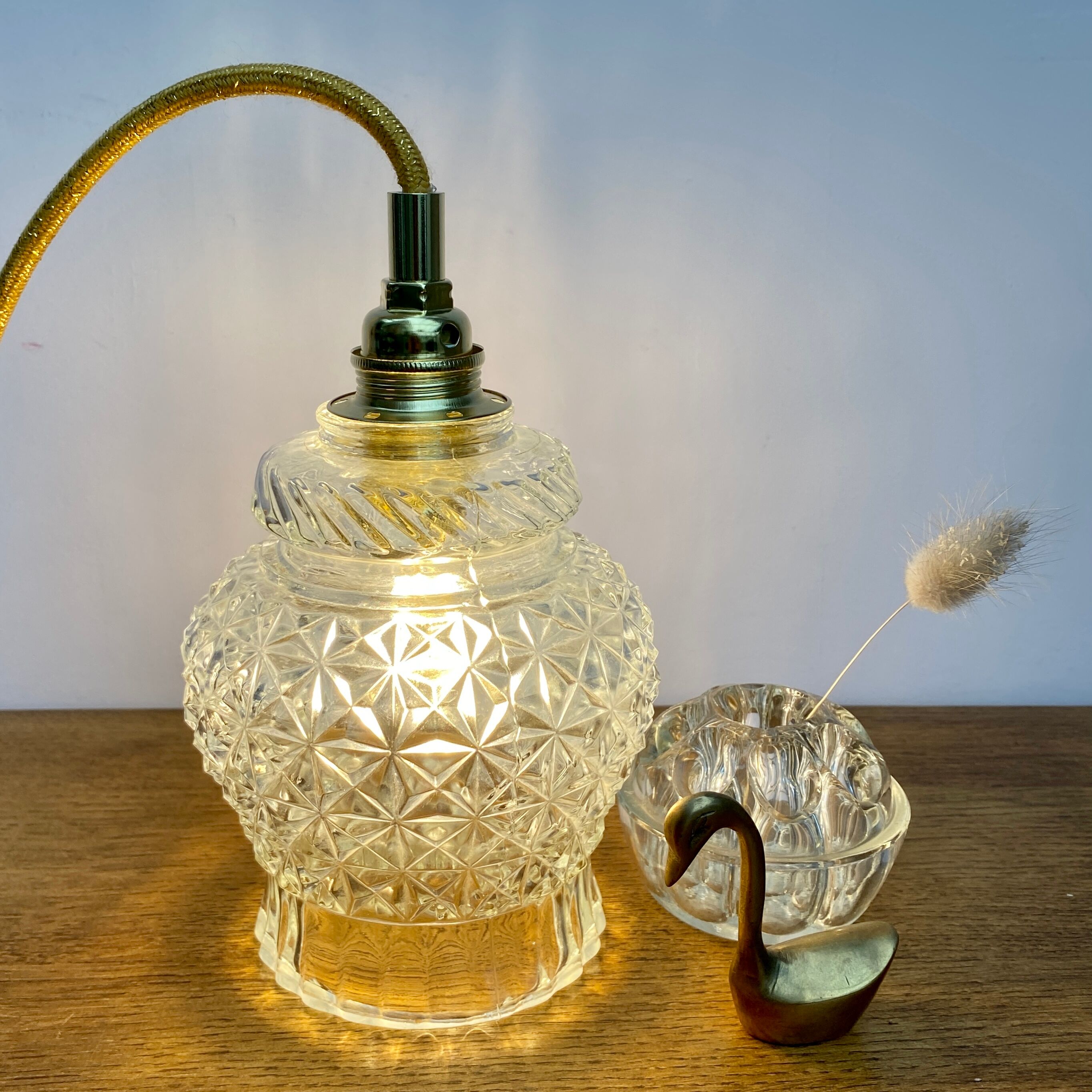 Vintage moulded glass tulip hand lamp